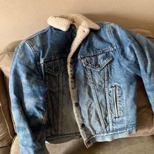 Vintage Levi’s sheep skin lined jacket (1970’s)